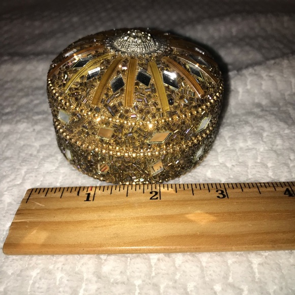 Two decorative boxes and beaded mini note pad - Picture 10 of 13